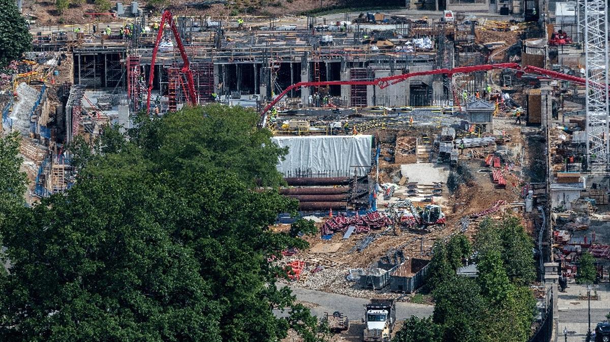 Construction continues on the planned White House ballroom in the area of the former East Wing in Washington, D.C., U.S., May 14, 2026. REUTERS/Evelyn Hockstein