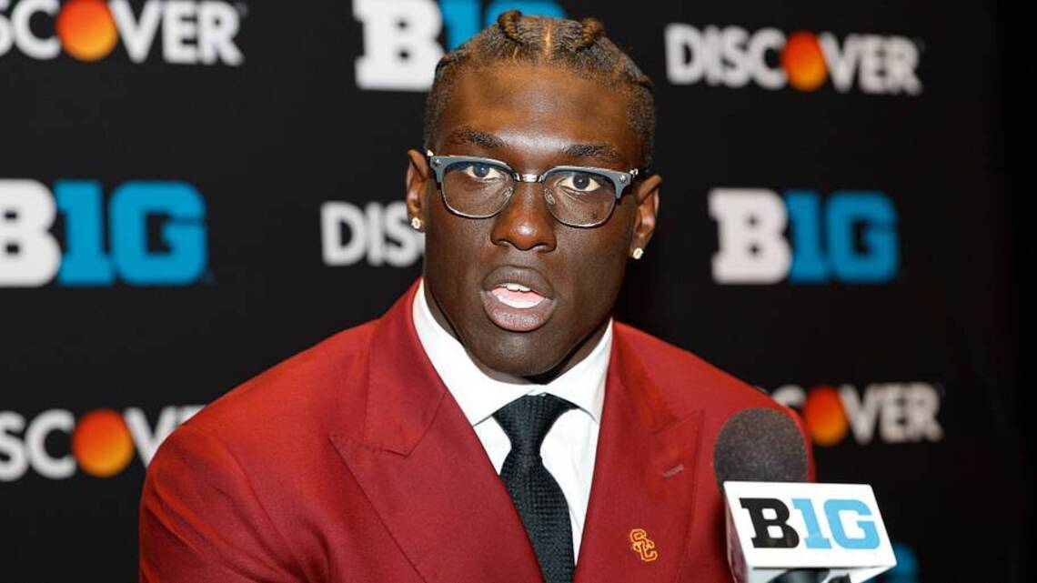 How Jide Abasiri's Position Flexibility Bolsters USC Trojans Defensive Line