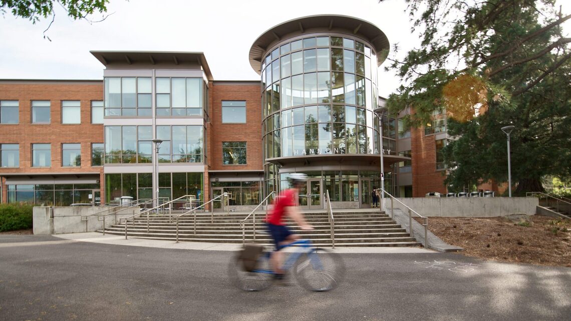 Could a public campus really close? The fight to save Southern Oregon University 