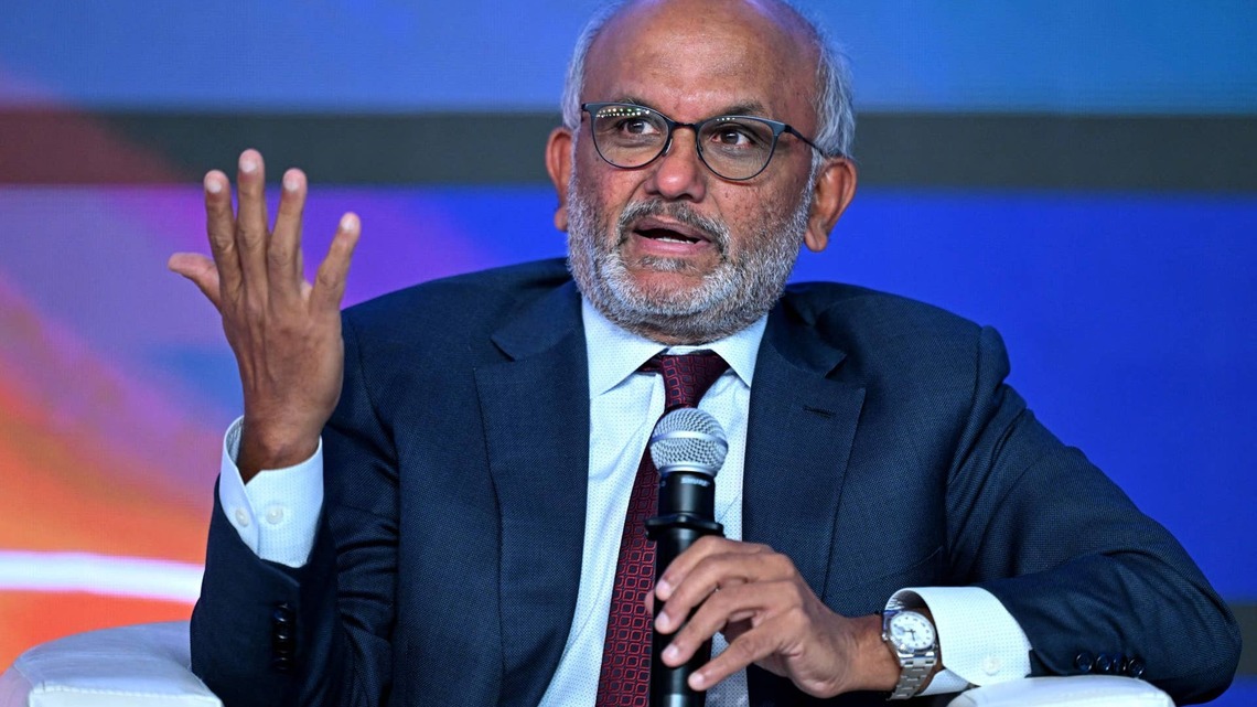 Top investment bank resets Adobe target as AI strategy backfires 