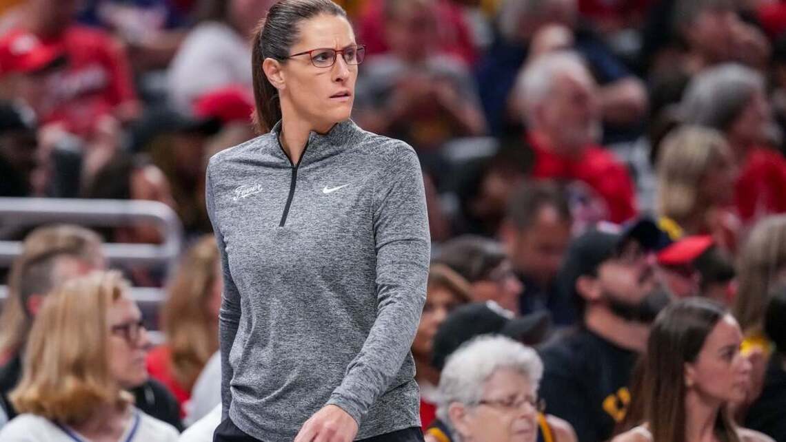 Fever coach: 'We are united,' and 'everybody else can go to hell'
