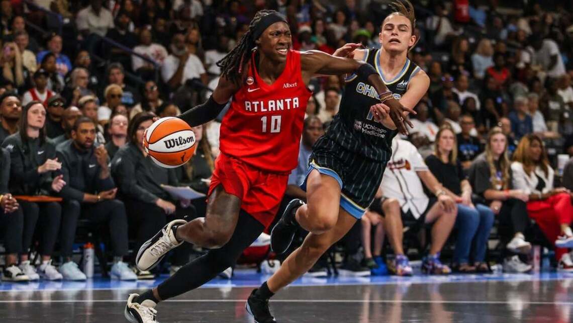 Jordin Canada's buzzer-beater lifts Dream over Sky 