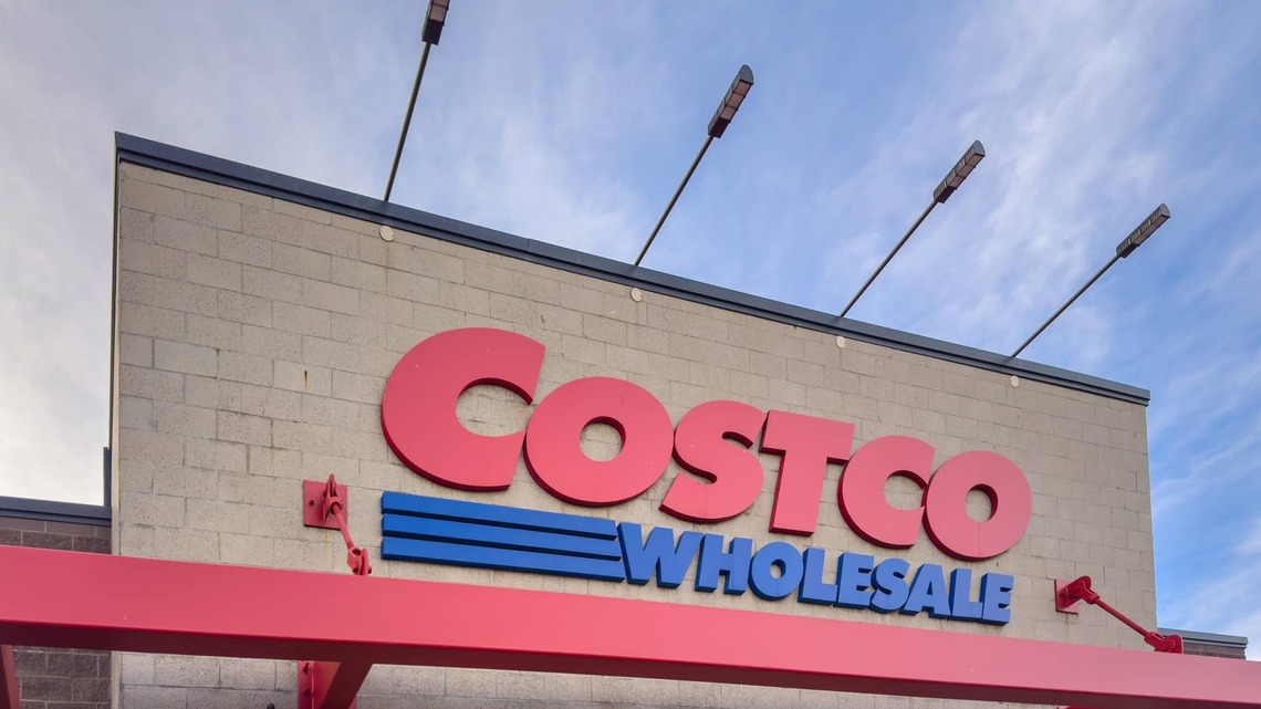 Costco's Rustic Lift-Top Coffee Table Has Clever Extra Storage Hidden Inside 