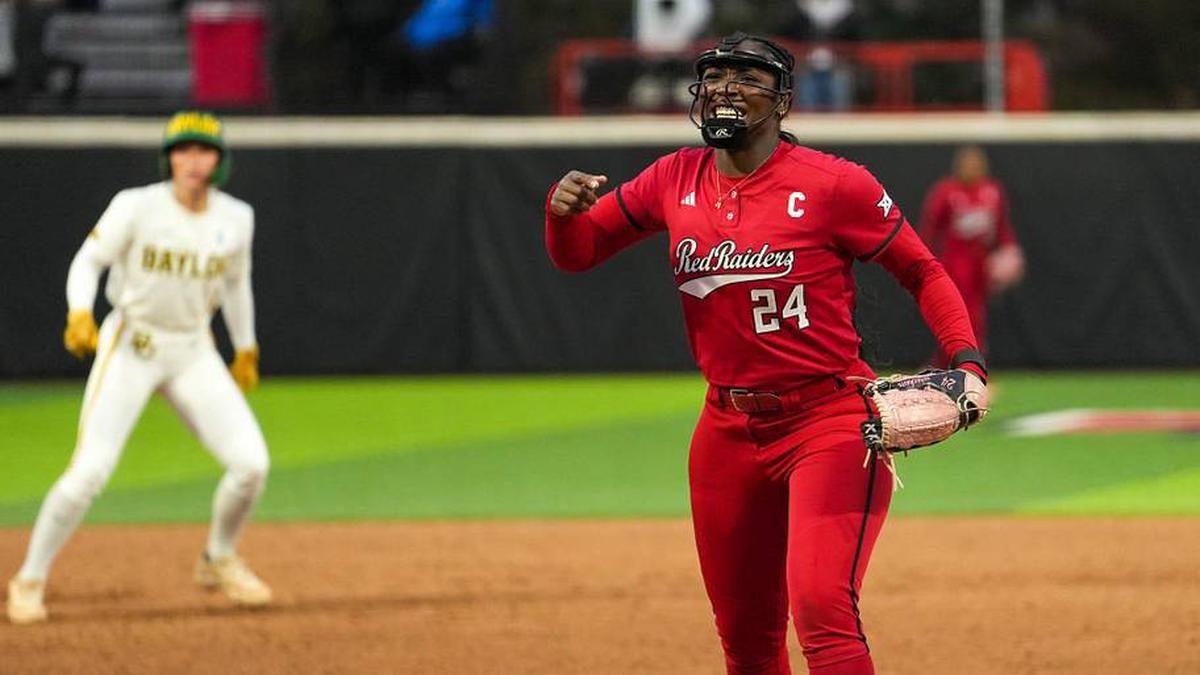  Texas Tech's NiJaree Canady reacts to a strikeout against Baylor during a Big 12 Conference softball game. | Nathan Giese/Avalanche-Journal / USA TODAY NETWORK via Imagn Images 