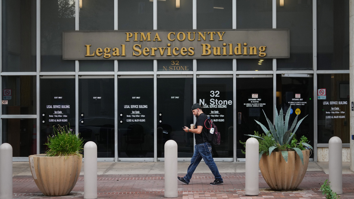 Tucson man's vendetta against prosecutor's wife tests free speech limits