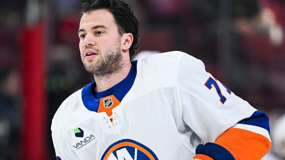 Islanders re-sign D Tony DeAngelo to 2-year contract