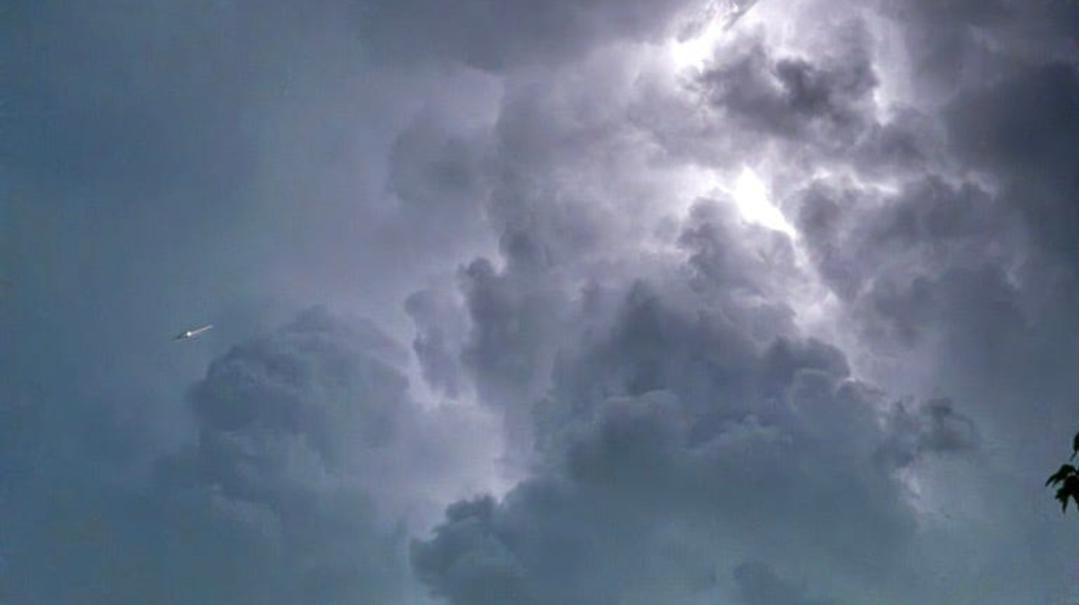 Tornado warnings issued across southeast Michigan
