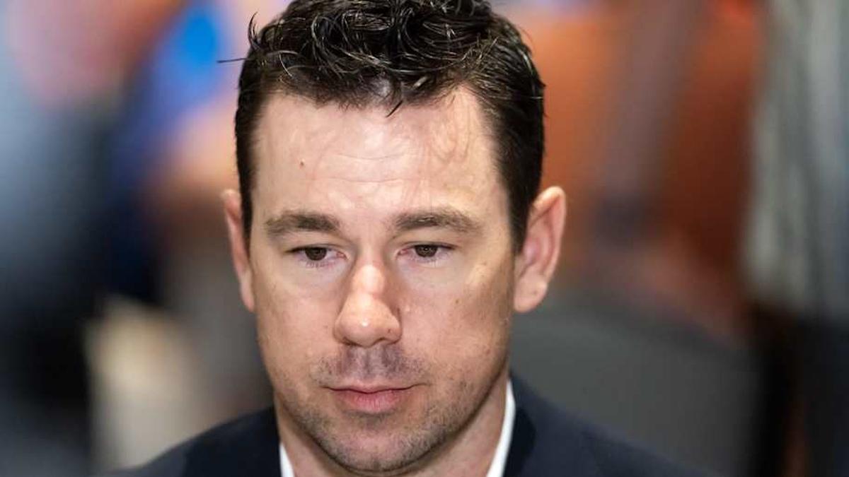  Mar 31, 2026; Phoenix, AZ, USA; Las Vegas Raiders head coach Klint Kubiak during the 2026 NFL Annual League Meeting at the Arizona Biltmore. Mandatory Credit: Mark J. Rebilas-Imagn Images | Mark J. Rebilas-Imagn Images 