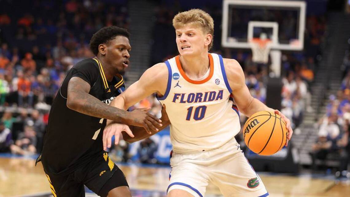 Way-Too-Early March Madness Bracket Watch: How Sports Illustrated Projects the New 76-Team Field