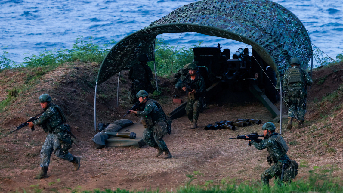 On islands key to Taiwan's defense, troops prepare for a Chinese first strike 