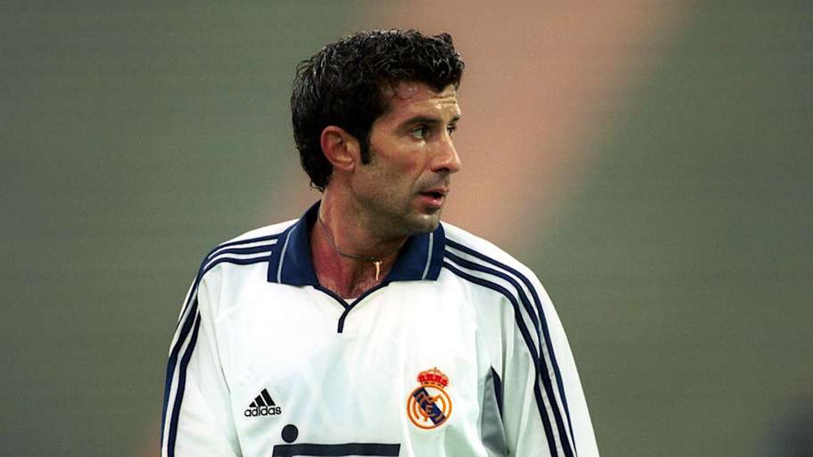  Luís Figo played for both Barcelona and Real Madrid. | IMAGO/Contrast 