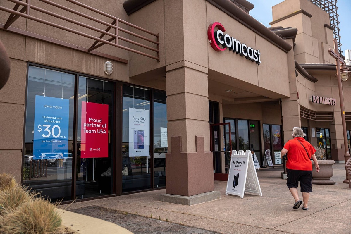  Comcast has launched same-day delivery for Wi-Fi equipment. 