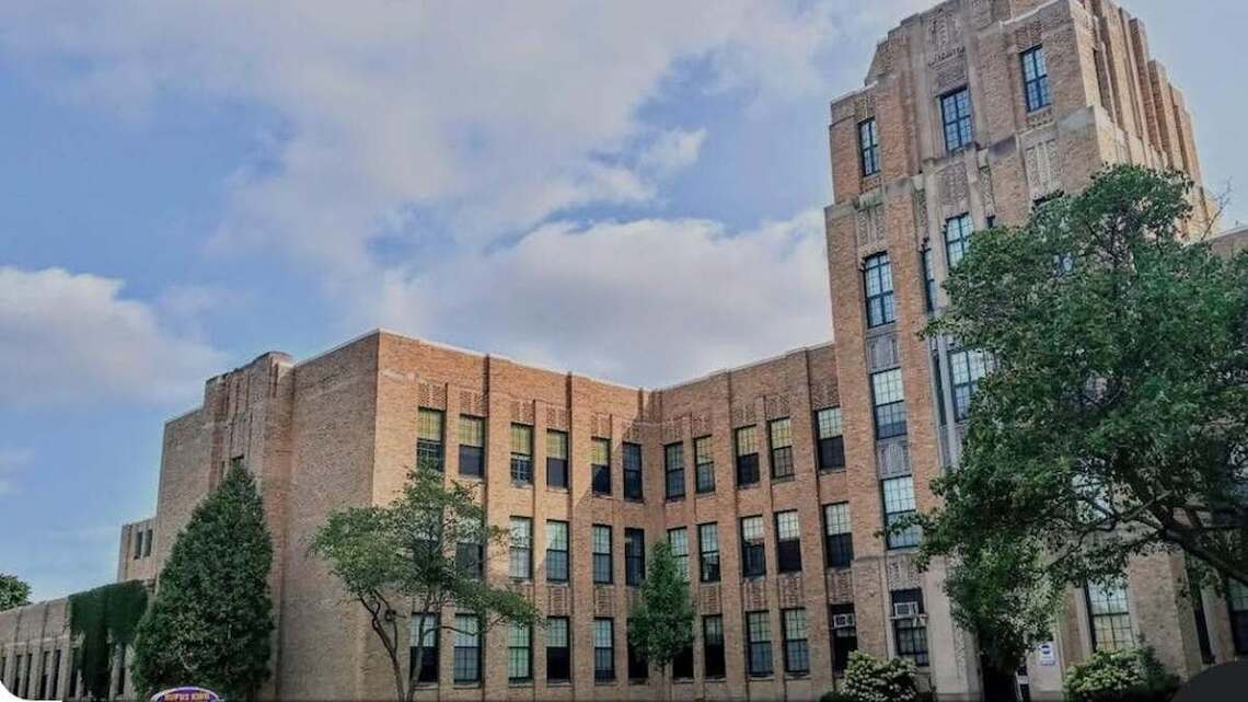 Milwaukee Teacher Arrested After He Allegedly Sexually Assaulted 3 Students 