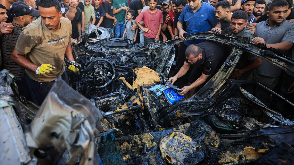 Israeli strike kills a man and his daughter in Gaza, medics say 