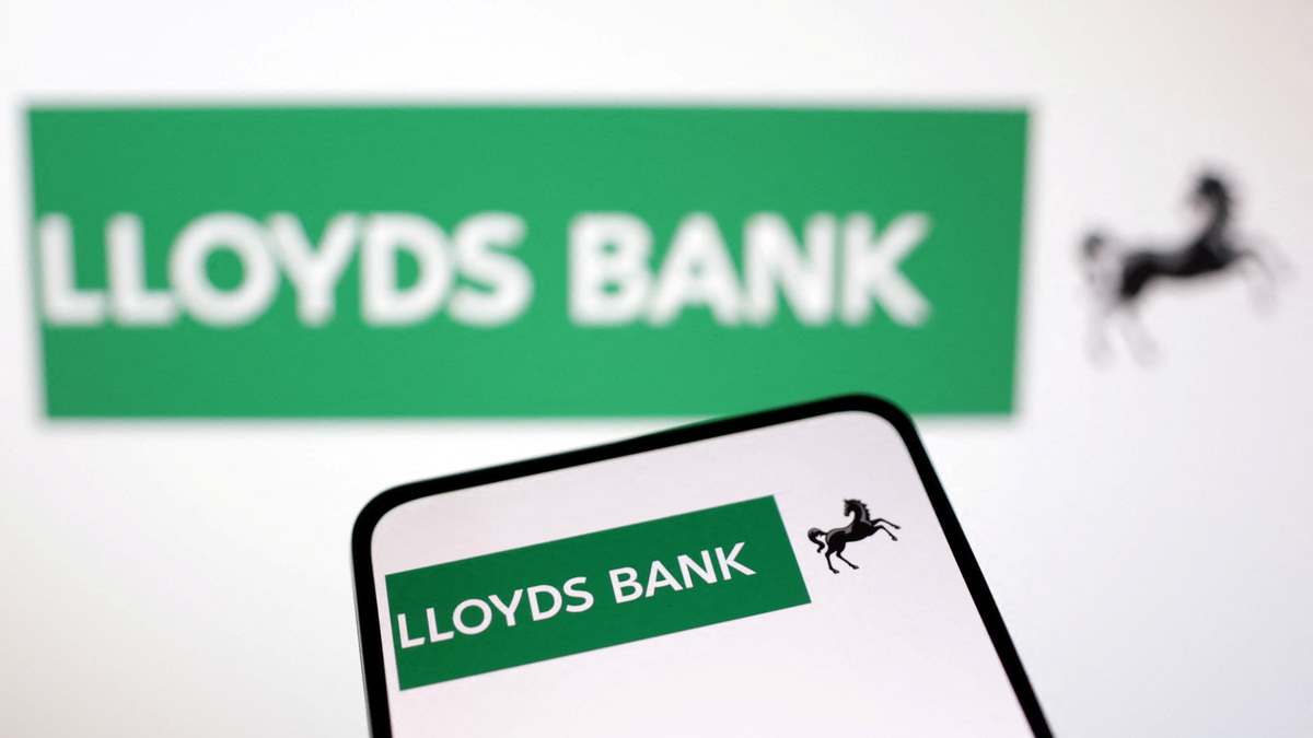 Lloyds reports third-quarter profit rise as Britain's banks face higher ...