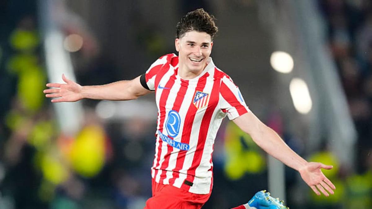  Julián Alvarez is Barcelona's main priority. | Jose Breton/Pics Action/NurPhoto/Getty Images 