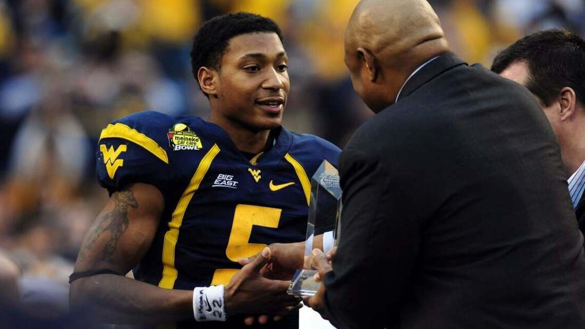 Pat White's No. 5 jersey retired by West Virginia 