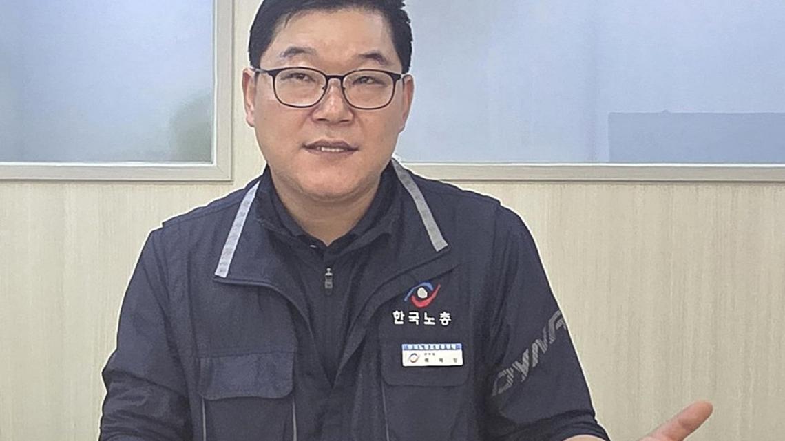 Labor leader urges careful rollout of ‘Yellow Envelope' law 