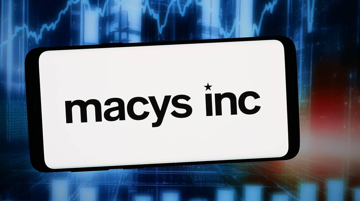  Macy's Inc. CEO announced the expansion of strategic initiatives to 75 additional stores under a new "Reimagine 200" program for 2026. 