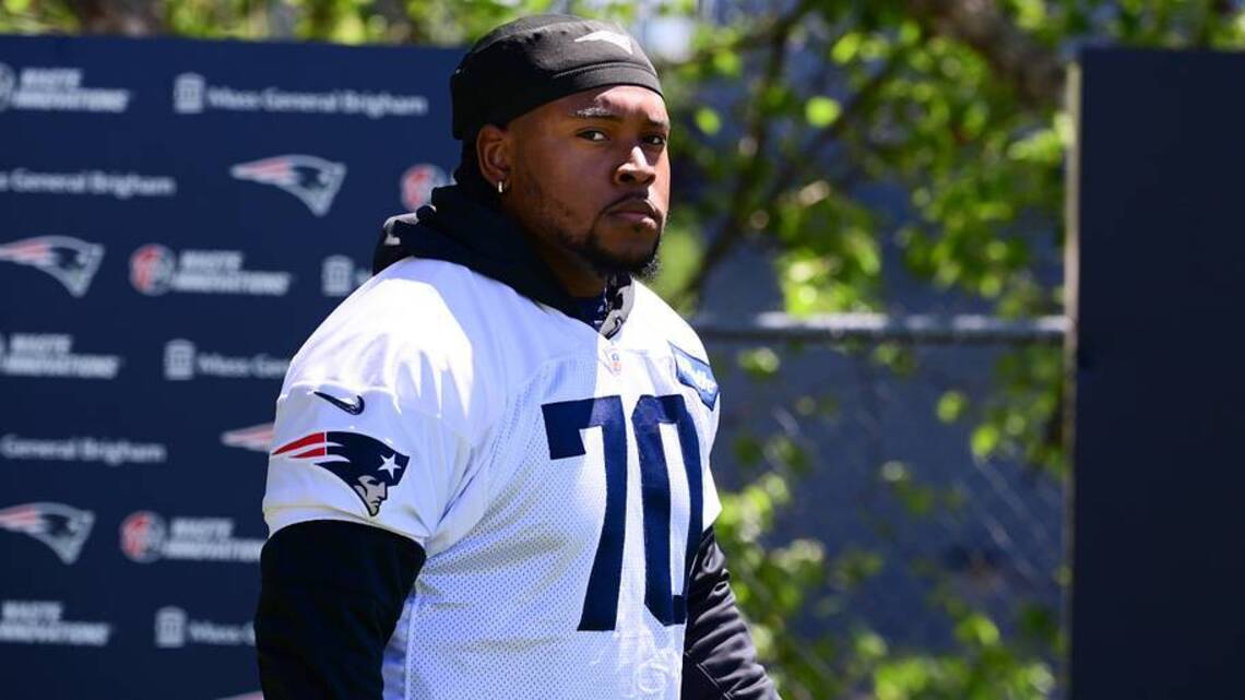 Dolphins land 2024 third-round pick tackle Caedan Wallace in trade with Patriots