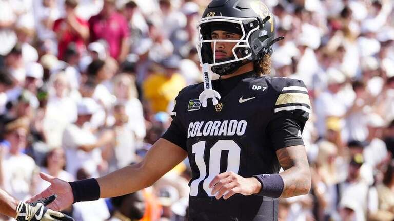 Julian Lewis accounts for 5 TDs as Colorado routs Weber State 