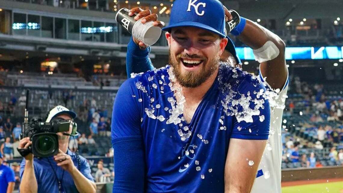 'Relentless' Royals picking up steam entering rematch vs. Giants   