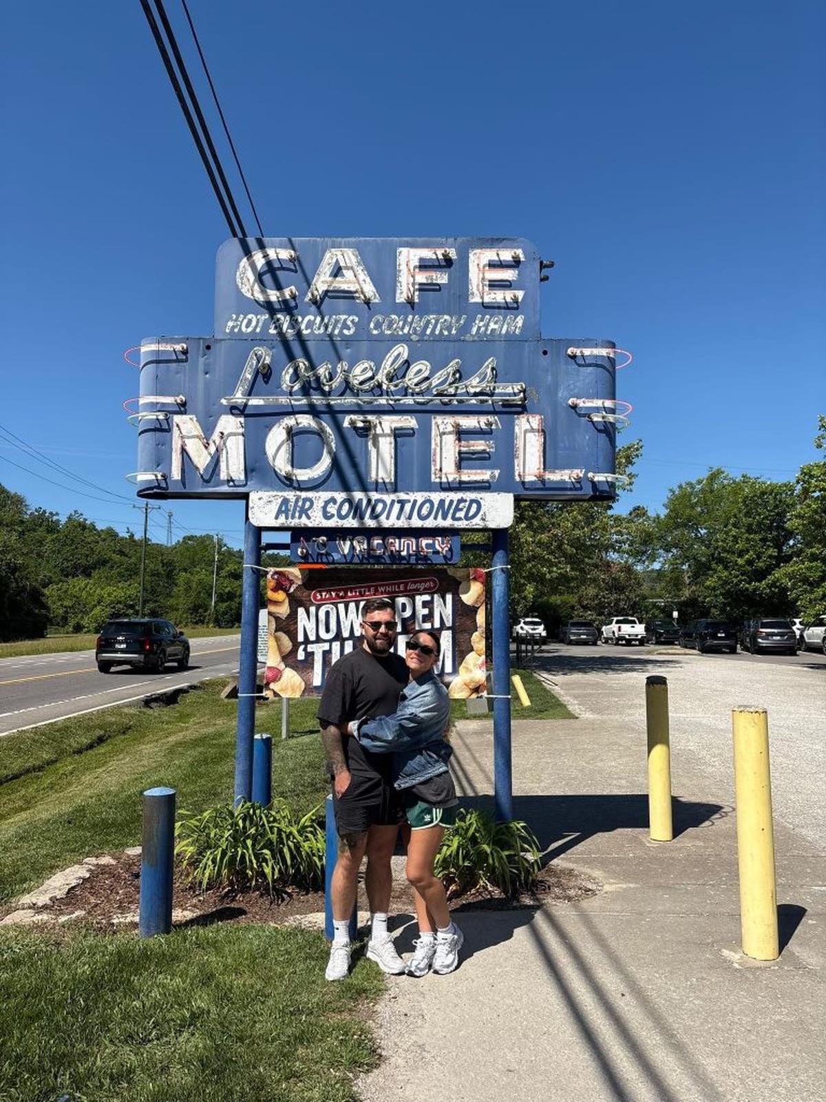  Sergeant Taylor Johanson and his wife in Nashville. (Sergeant Taylor Johanson via SWNS) 