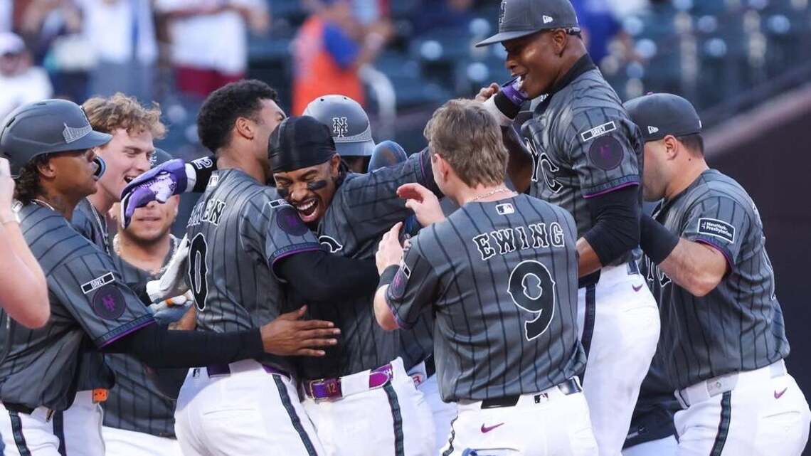 Francisco Lindor rescues Mets with walk-off hit against Nationals