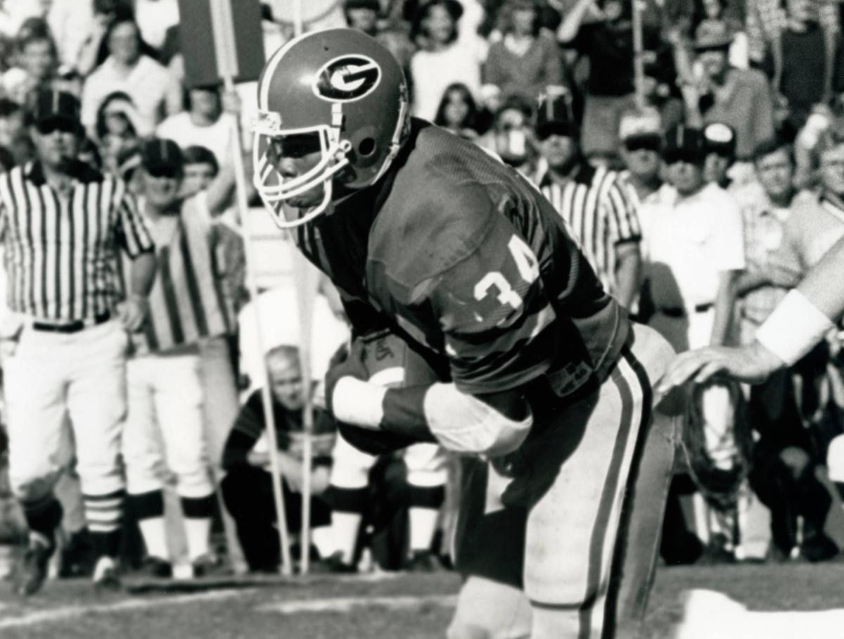  Georgia Bulldogs running back Herschel Walker against the South Carolina Gamecocks at Sanford Stadium. Malcolm Emmons-USA TODAY Sports