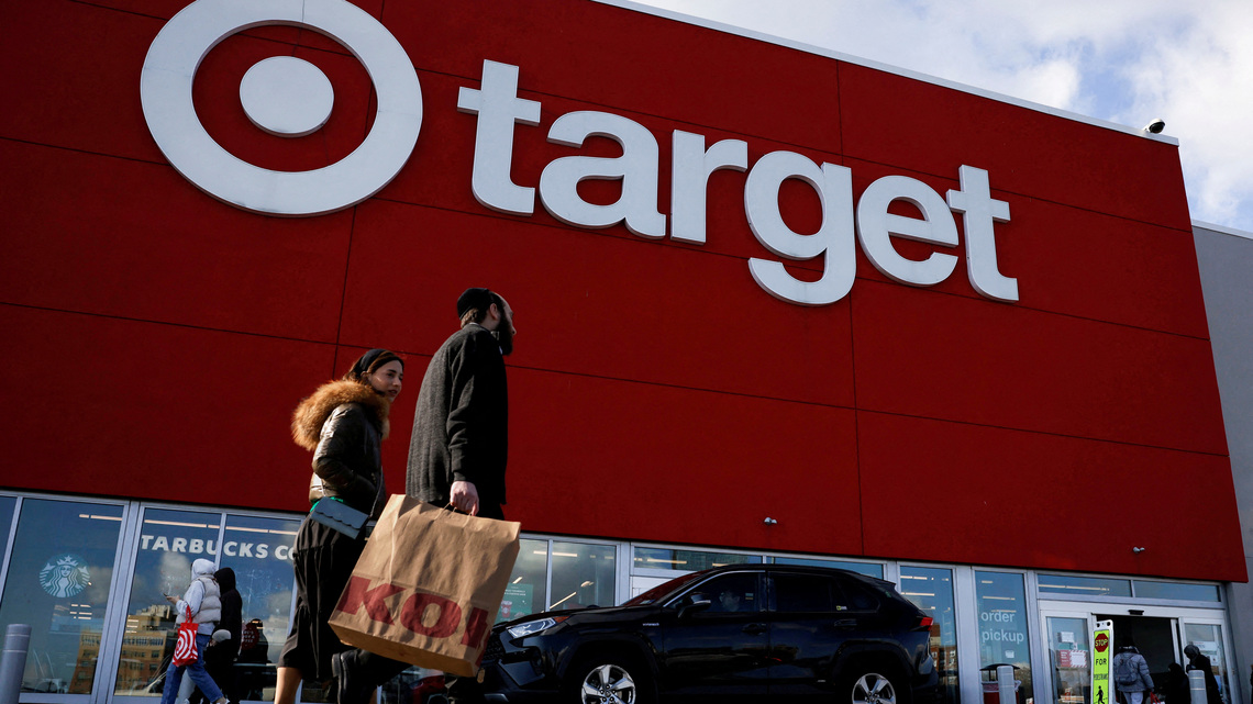 Analysis-Target's grocery bet is paying off. Now it must get shoppers beyond the snack aisle 