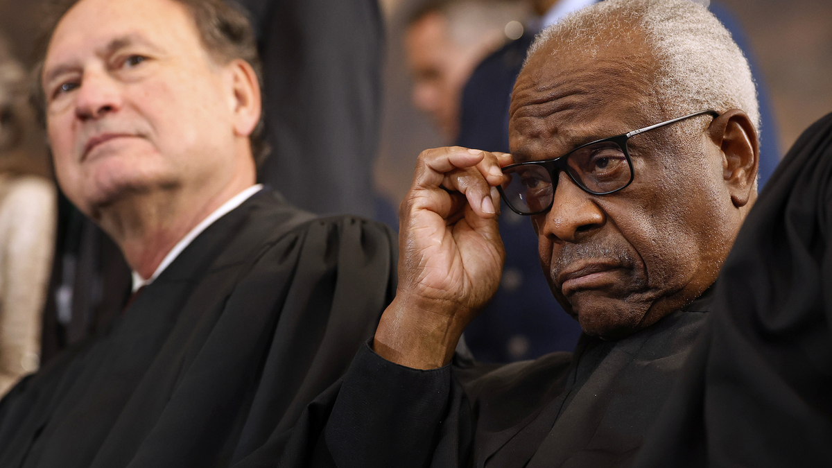 The Inauguration Of Donald J. Trump As The 47th President. Supreme Court Justices Samuel Alito, left, and Clarence Thomas look on during the 60th Presidential Inauguration in the Rotunda of the U.S. Capitol in Washington, Monday, Jan. 20, 2025. (Chip Somodevilla/Pool Photo via AP)