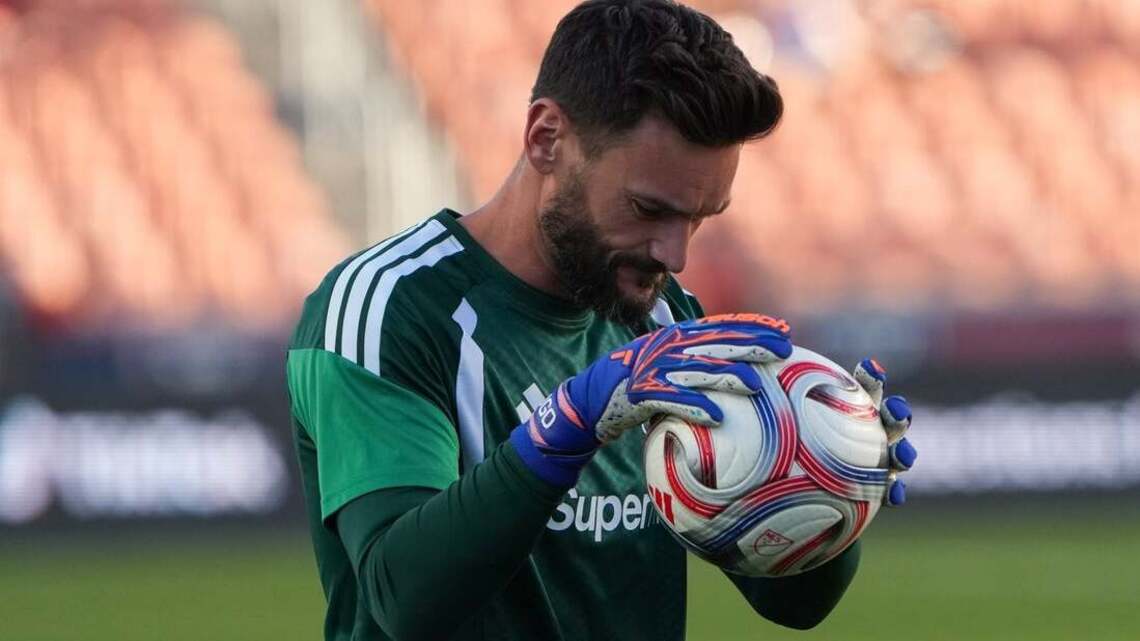 Real Salt Lake net late goal for draw with LAFC 