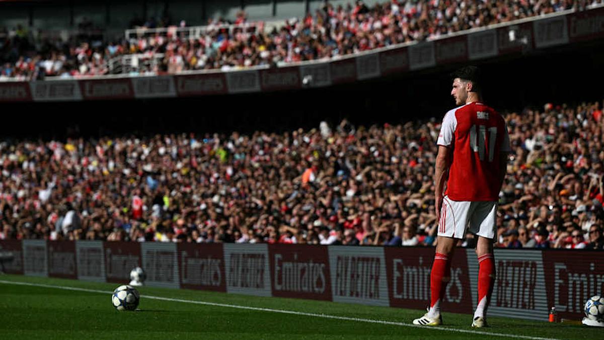  Declan Rice is Arsenal's dead ball specialist. | GLYN KIRK/AFP/Getty Images 