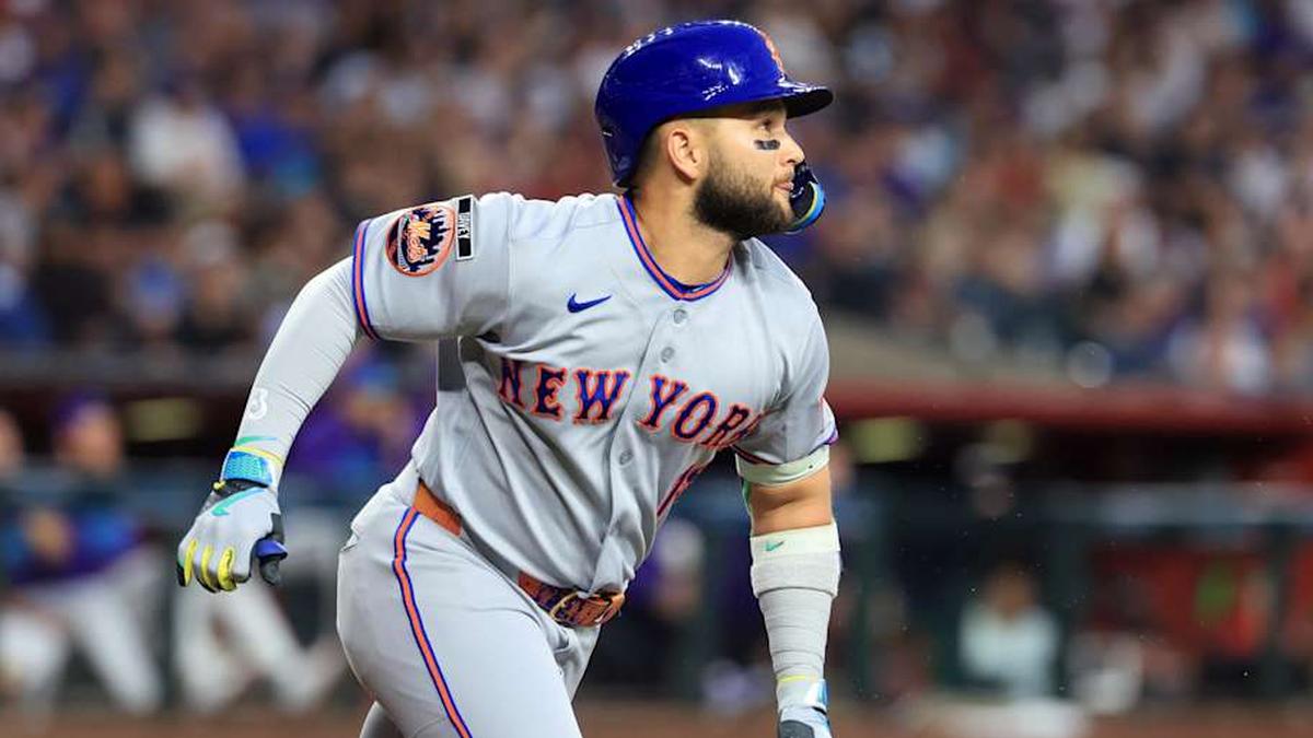  Bo Bichette's move to the Mets included a shift to third base. | Mark J. Rebilas-Imagn Images 