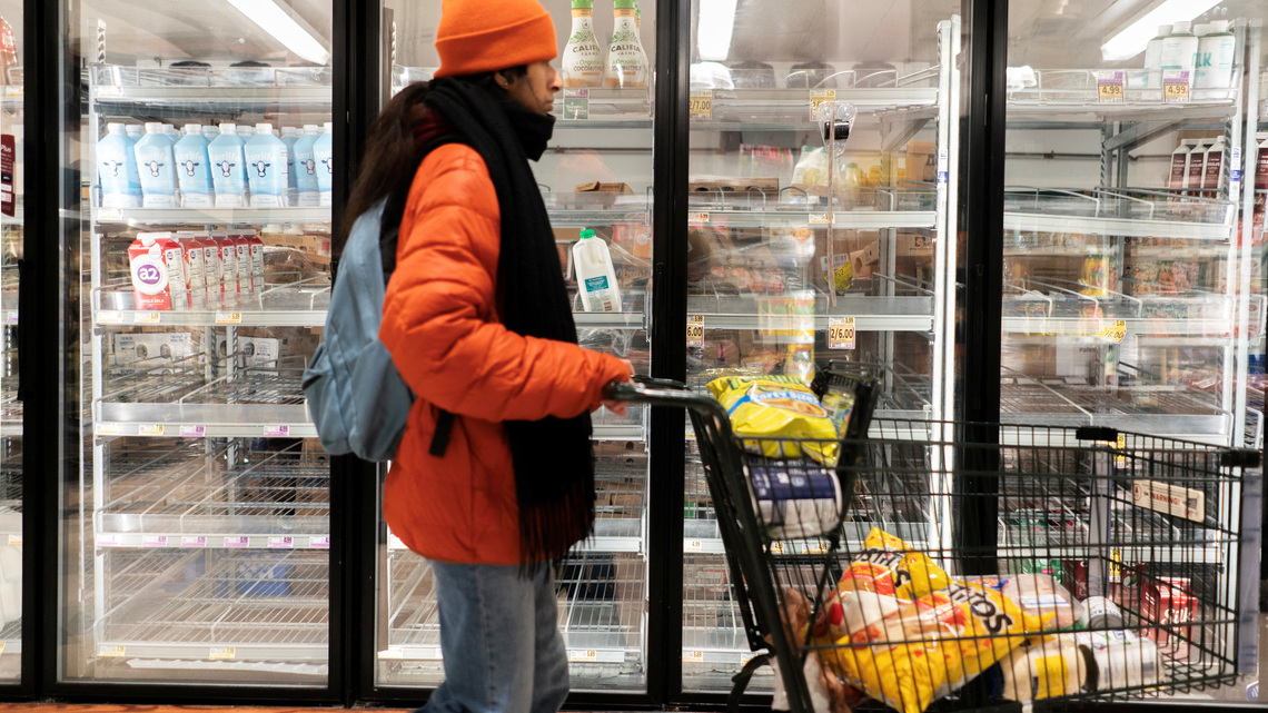 US consumer confidence near 12-1/2-year low amid labor market fears