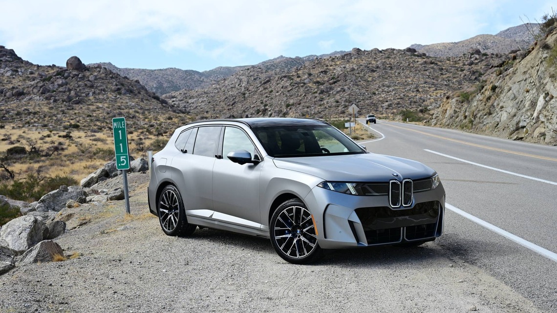 BMW Bumps the iX5's Range to 450 Miles, and It's Only $7,700 More Than the Gas X5 