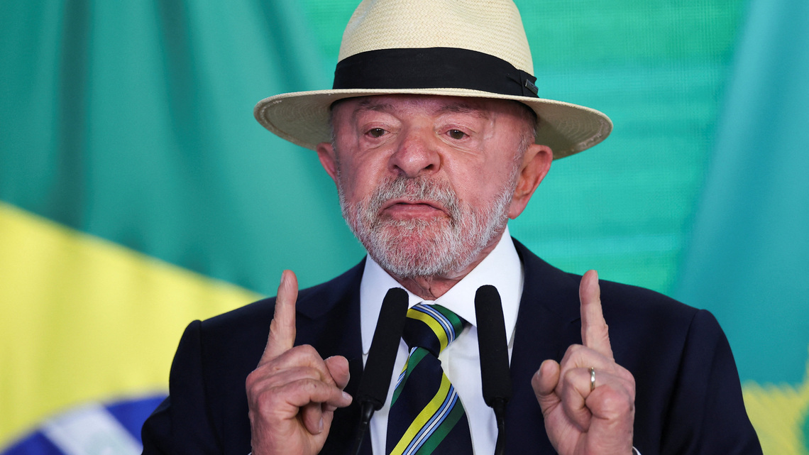 Lula's lead over Flavio Bolsonaro narrows ahead of Brazil election, Datafolha poll shows 
