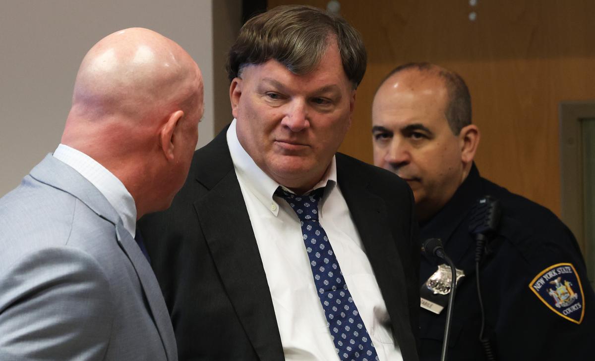 RIVERHEAD, NEW YORK - APRIL 8: Rex A. Heuermann pleads guilty in court to the murders of eight women during a 17-year killing spree on April 8, 2026 in Riverhead, New York. Heuermann, the 62-year-old man accused of being the Gilgo Beach serial killer, pleaded guilty to killing seven women mentioned in the indictment and admitted the killing of an eighth victim.  (Photo by James Carbone - Pool/Getty Images)