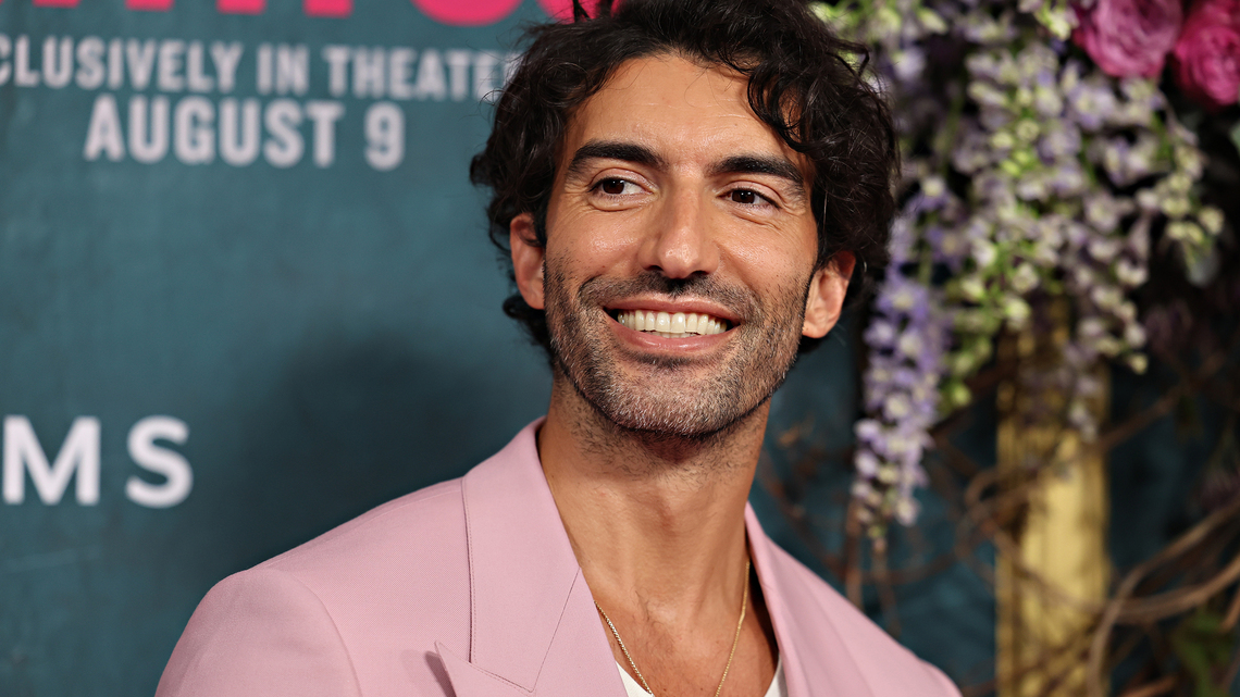 Texts link Justin Baldoni's crisis PR pro to secret 'smear' sites, complaint alleges 
