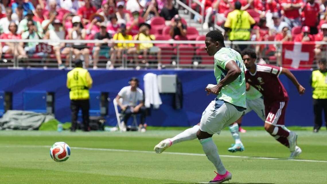 Qatar's miracle late goal delivers draw vs. Switzerland     