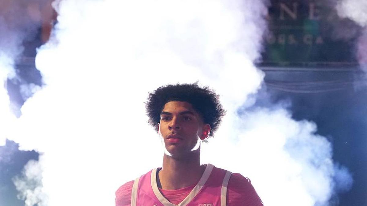  Jan 21, 2026; Los Angeles, California, USA; Southern California Trojans forward Jacob Cofie (6) enters the court before the game against the Northwestern Wildcats at Galen Center. Mandatory Credit: Kirby Lee-Imagn Images | Kirby Lee-Imagn Images 