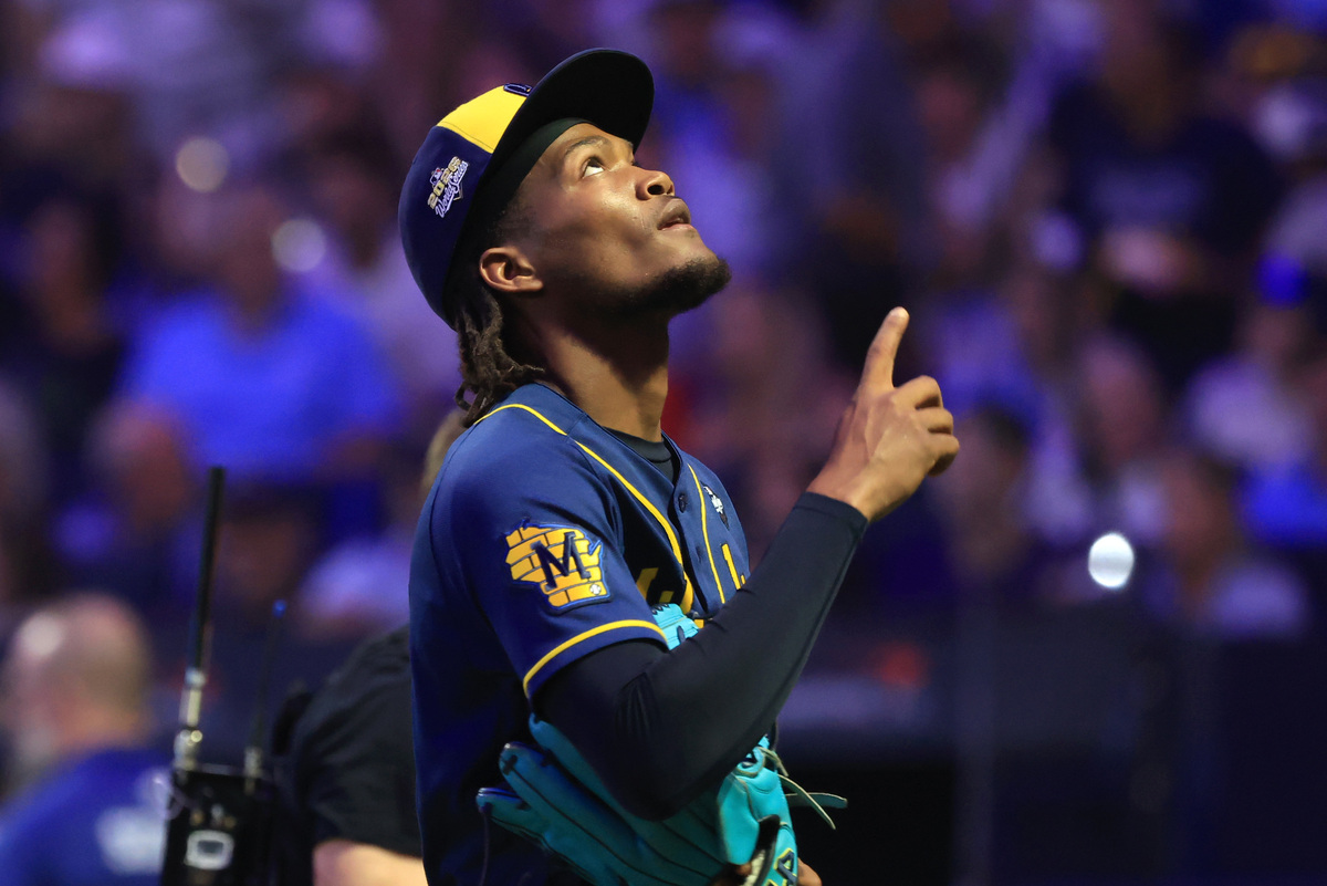 Baseball-Brewers beat Rays 4-1 for first World Series title | Merced ...