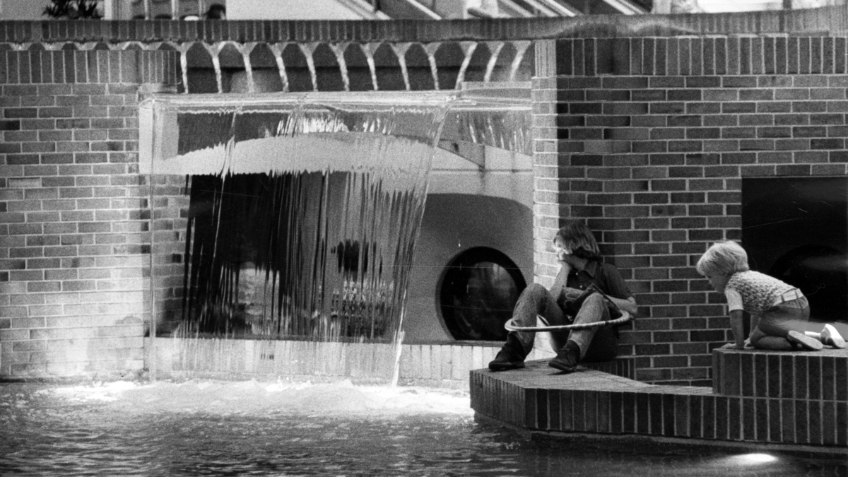 Today in Chicago History: Woodfield Mall - then the largest of its kind in the United States - opens in Schaumburg