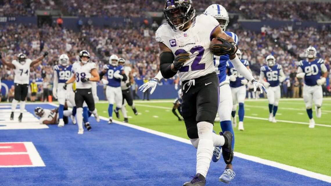 Ravens ride Derrick Henry, Zay Flowers to 41-23 win at Indy 