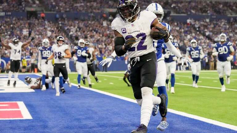 Ravens ride Derrick Henry, Zay Flowers to 41-23 win at Indy 