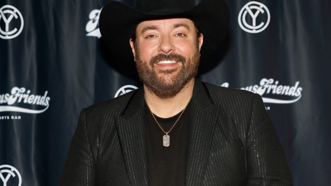 Country Singer Chris Young Shares Update After Plane Suffers Brake Failure 