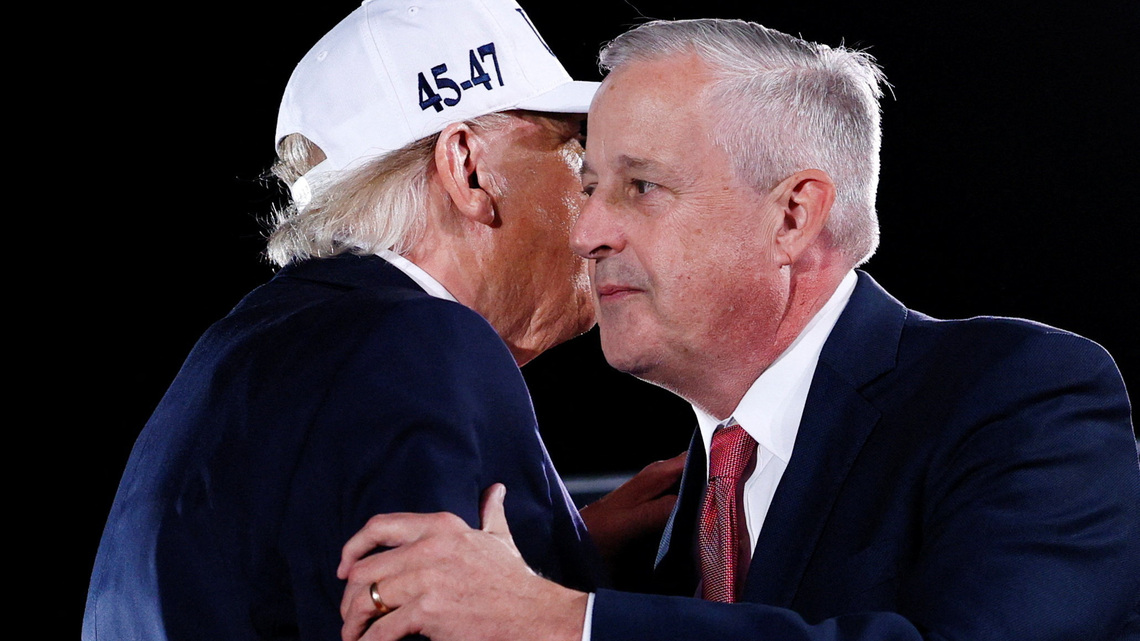 Trump, in North Carolina, says Republicans will defy midterm odds 