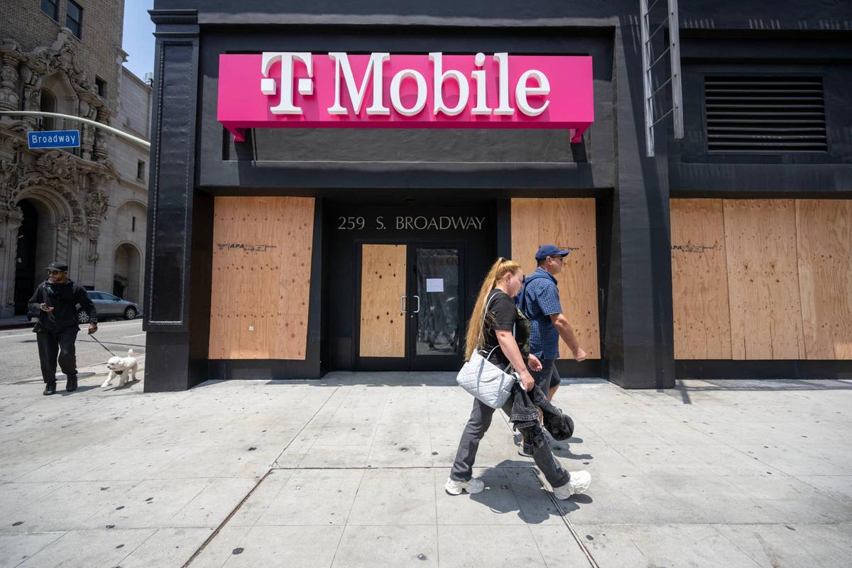  T-Mobile is quietly shuttering stores as it undergoes a digital transformation. 