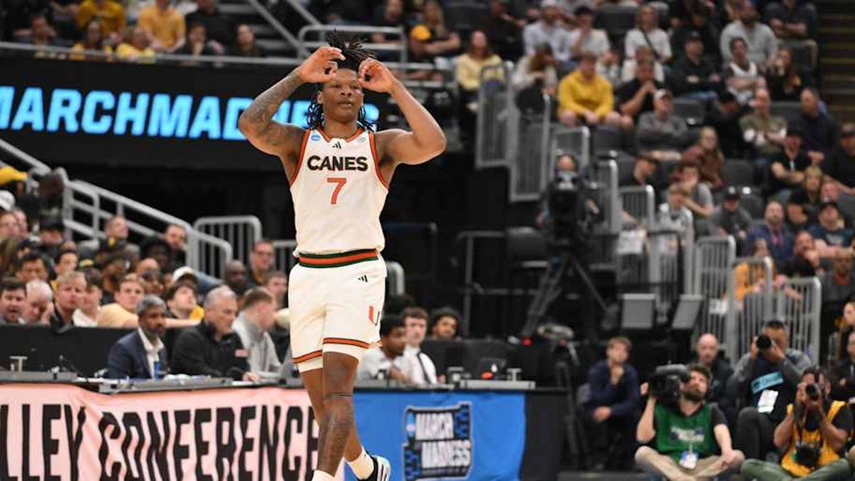  Mar 20, 2026; St. Louis, MO, USA; Miami (FL) Hurricanes forward Shelton Henderson (7) reacts after a three point shot play during the second half against Missouri Tigers during a first round game of the men's 2026 NCAA Tournament at Enterprise Center. Mandatory Credit: Jeff Curry-Imagn Images | Jeff Curry-Imagn Images 