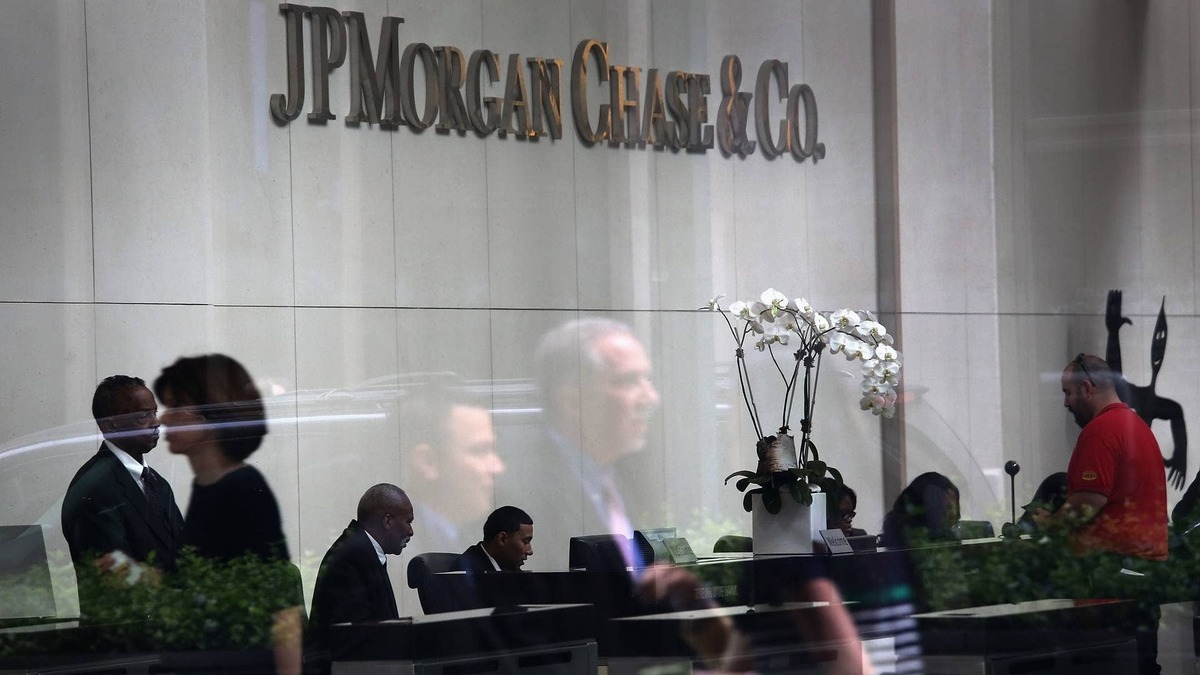  J.P. Morgan's strong capital position, stress test performance, and rising earnings reinforce confidence in its long-term resilience and growth potential. 